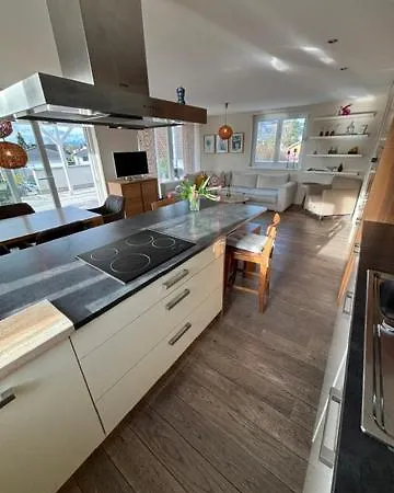Wow Schickes Penthouse Bei Bregenz Dornbirn 아파트 Fussach